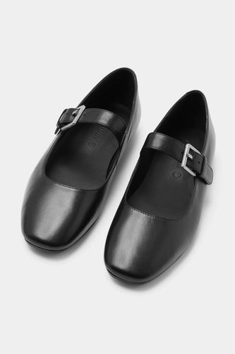 Assembly Label - Romee Leather Flat, Black