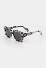 Isle of Eden - Pia Sunglasses, White Tortoise