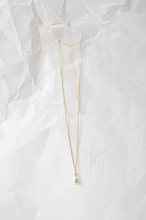 Crushes - Baby Pearl Necklace, Gold