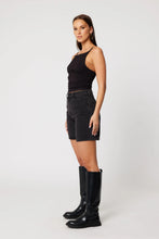 Abrand - Carrie Short, Heidi Washed Black