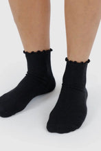 Baggu - Lettuce Edge Sock Set of 2, Heather Grey /  Black