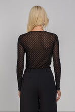 Blak - Gigi Top, Black Quatrefoil