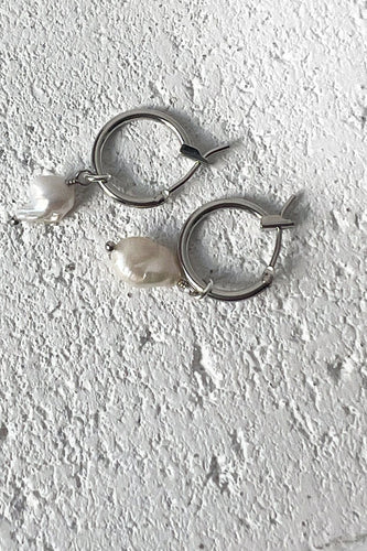 Crushes - Baby Pearl Hoops, Silver