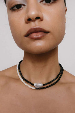 Honeybloom - Brooklyn Necklace, Black and Pearl