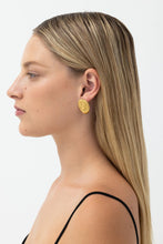 Nina Gordon - Small Paloma Dome Earrings, Gold