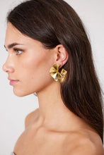 Remain - Lola Earrings, Gold