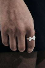 Stolen Girlfriends Club Jewellery - Twin Bow Ring, Sterling Silver